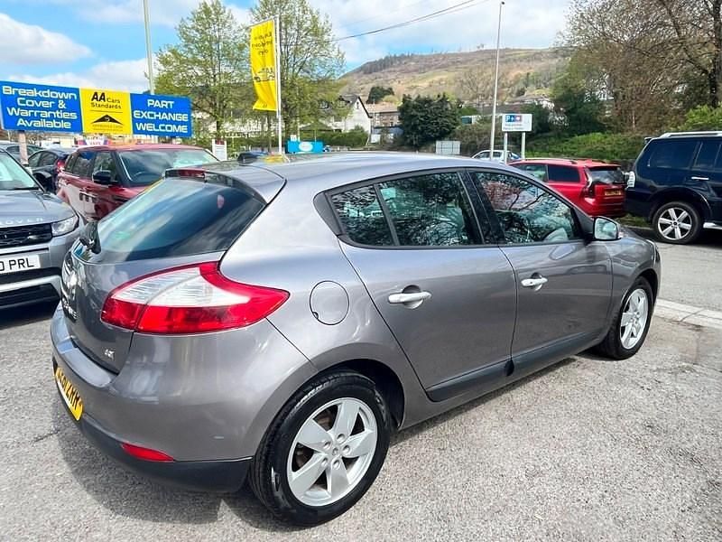 Used Renault Mégane III Dynamique 2011 Grey Hatchback