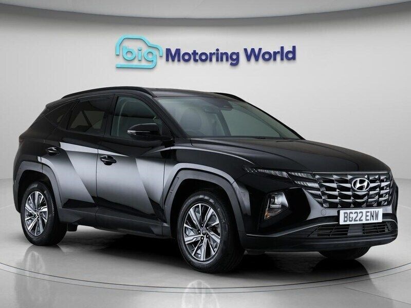 Black Used 2022 Hyundai Tucson SE SUV | £18,200 (Super price) - Image 1/4