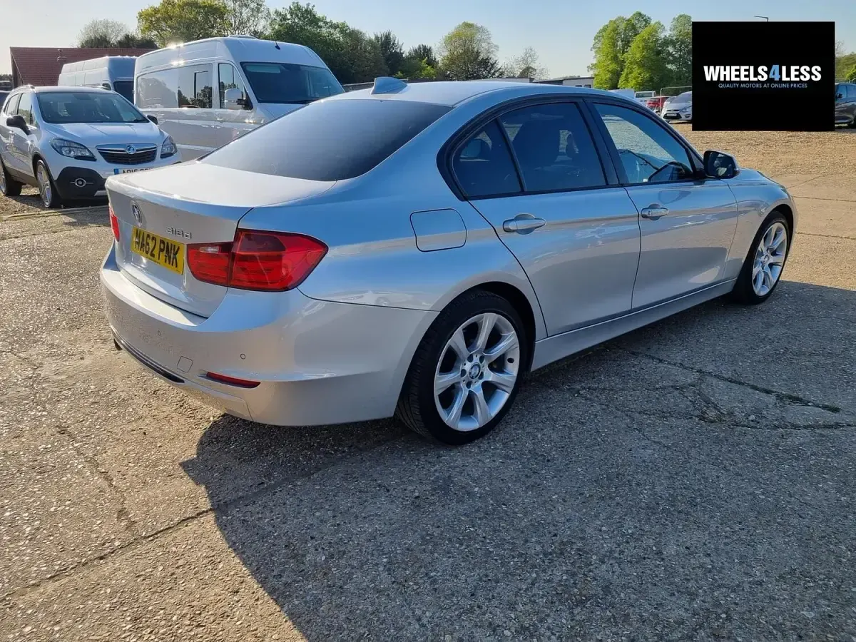 Used BMW 318 Sport Line 2012 Silver Sedan