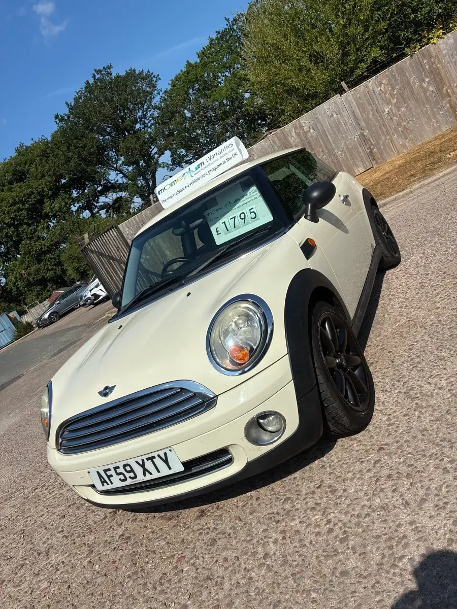 Used Mini ONE Hatch 95 HP (69 kW) 2009 White Hatchback