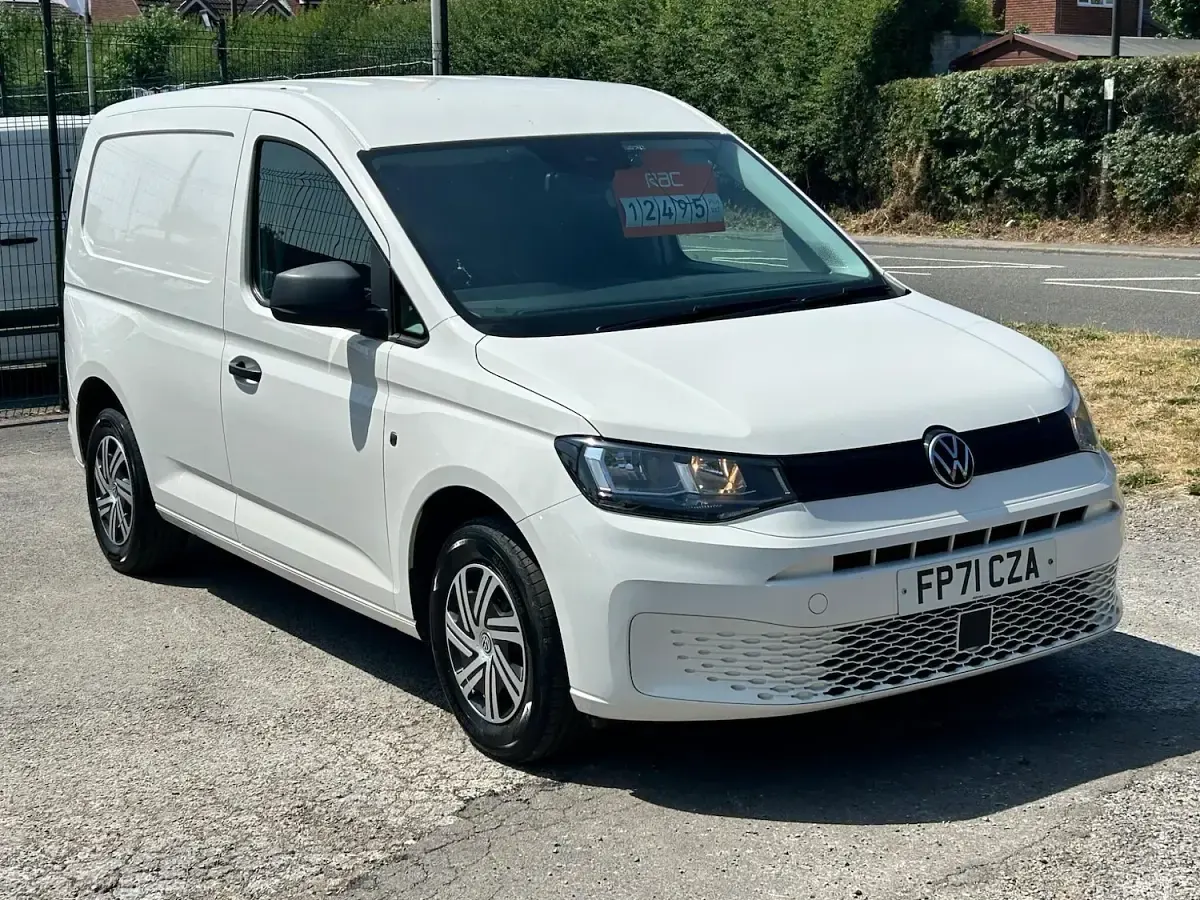 Used VW Caddy S 102 HP (75 kW) 2022 White MPV