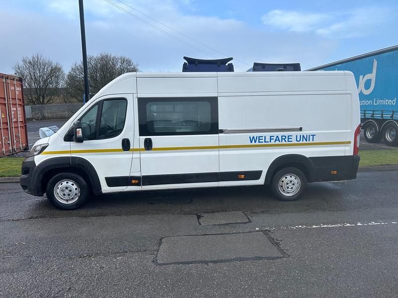 Used Peugeot Boxer 130 HP (95 kW) 2019 White Van