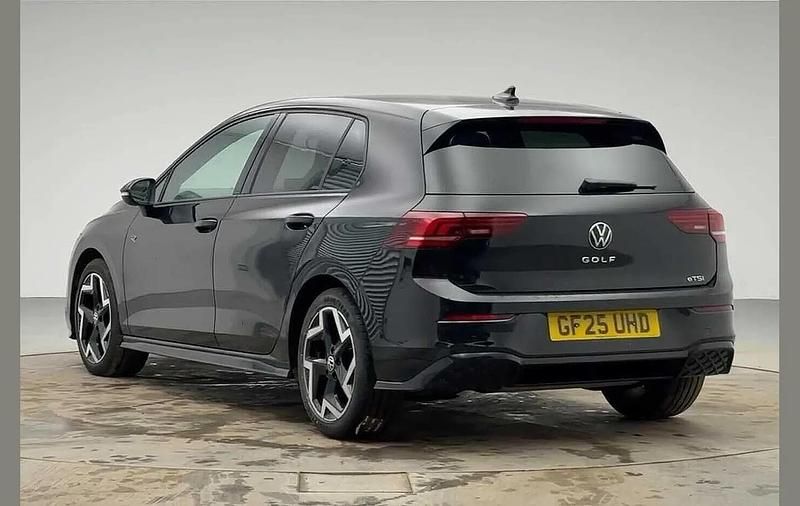 Used VW Golf VIII R-line 147 HP (108 kW) 2025 Black Hatchback