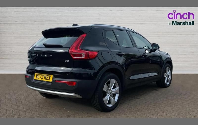 Used Volvo XC40 Core 161 HP (118 kW) 2023 Black SUV