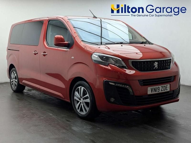 Used Peugeot Traveller Allure 2019 Red MPV