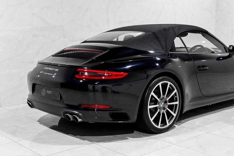 Usado Porsche 911 2016 Preto Cabrios