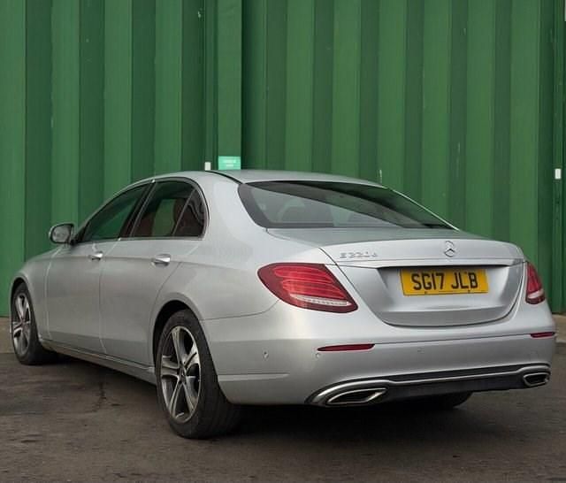 Used Mercedes E220 SE 194 HP (142 kW) 2017 Silver Sedan