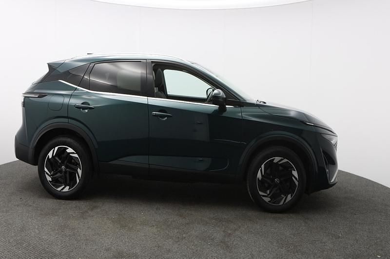Used Nissan Qashqai N-Connecta 158 HP (116 kW) 2025 Green SUV