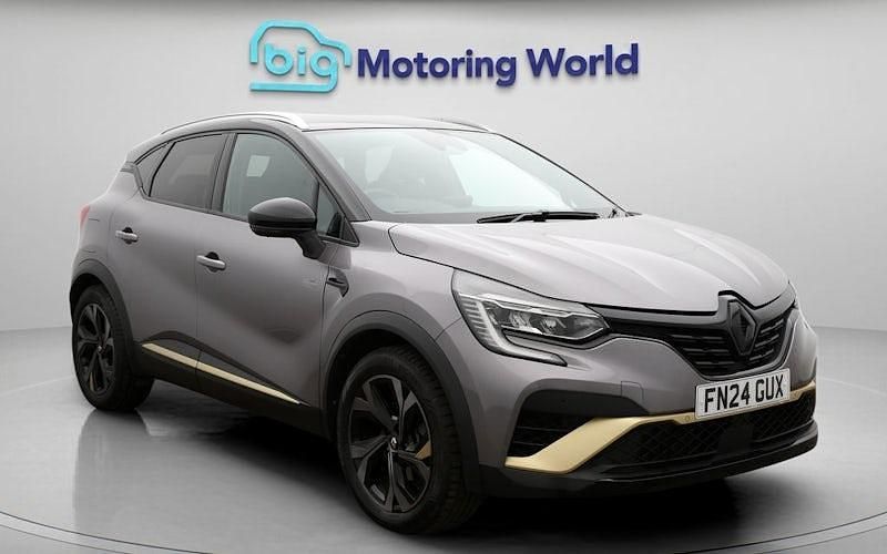 Used Renault Captur Engineered 143 HP (105 kW) 2024 Grey/black SUV