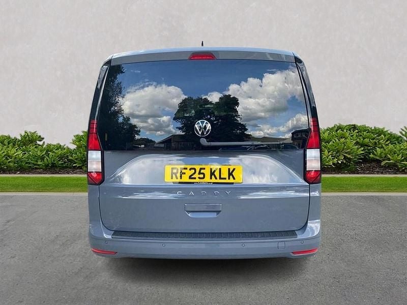Used VW Caddy Maxi 116 HP (85 kW) 2025 Grey MPV