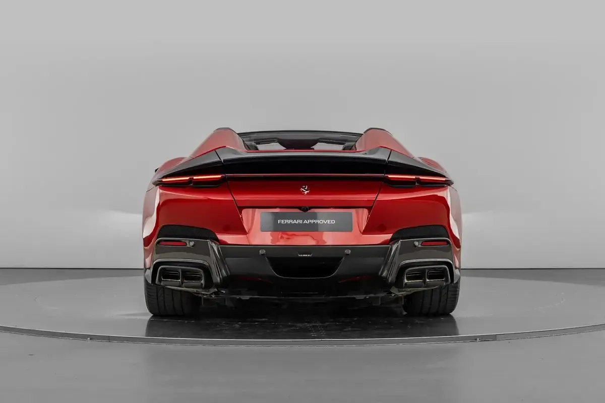 New Ferrari 12 Cilindri 830 HP (610 kW) 2026 Red Cabriolet