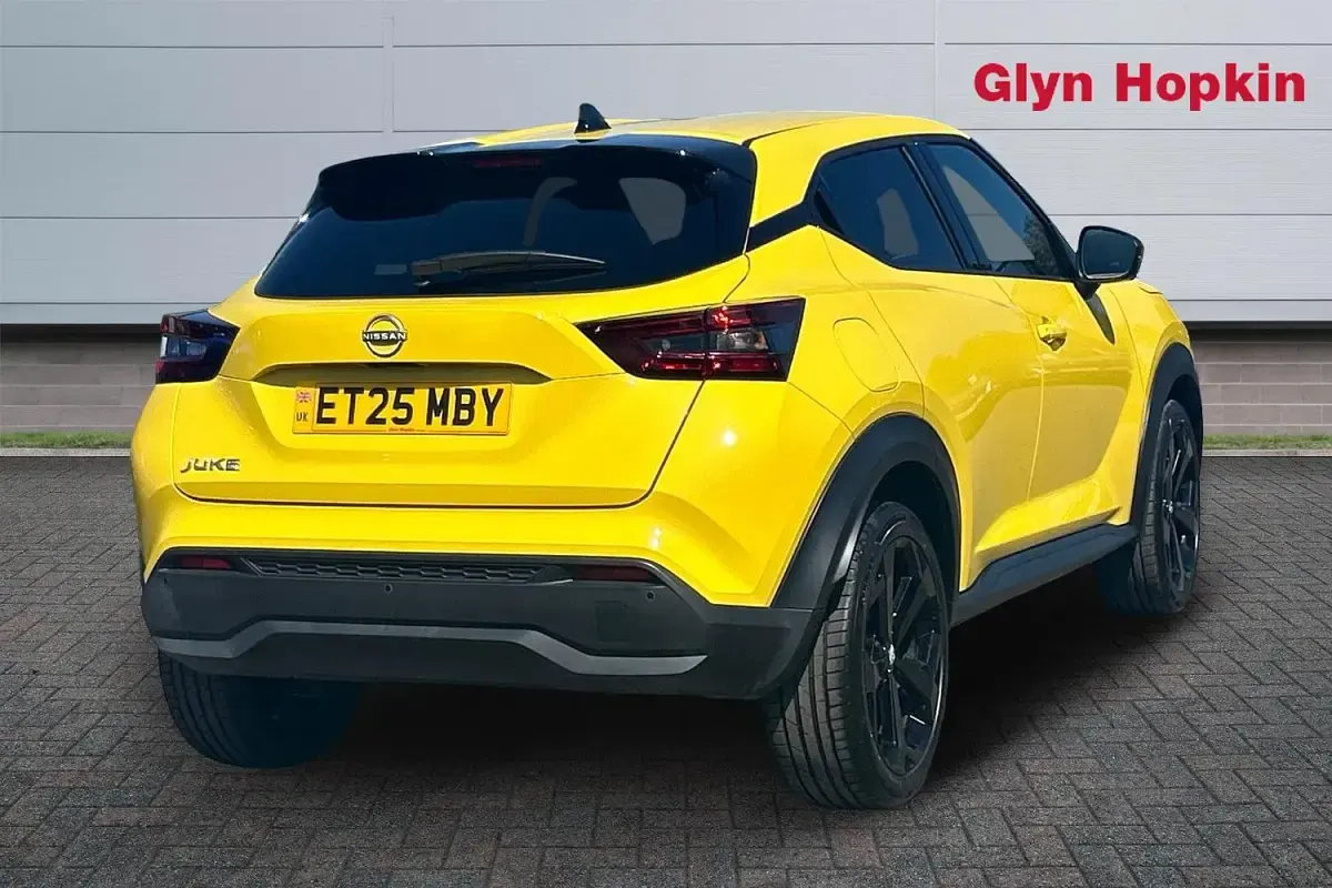 Used Nissan Juke Tekna 114 HP (83 kW) 2025 Yellow SUV