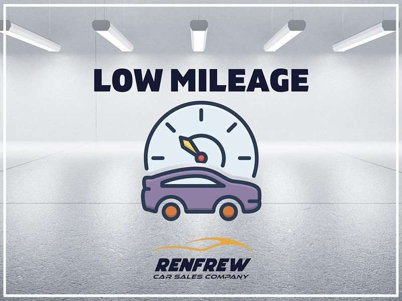 Used Ford C-MAX Titanium 125 HP (91 kW) 2016 Black MPV