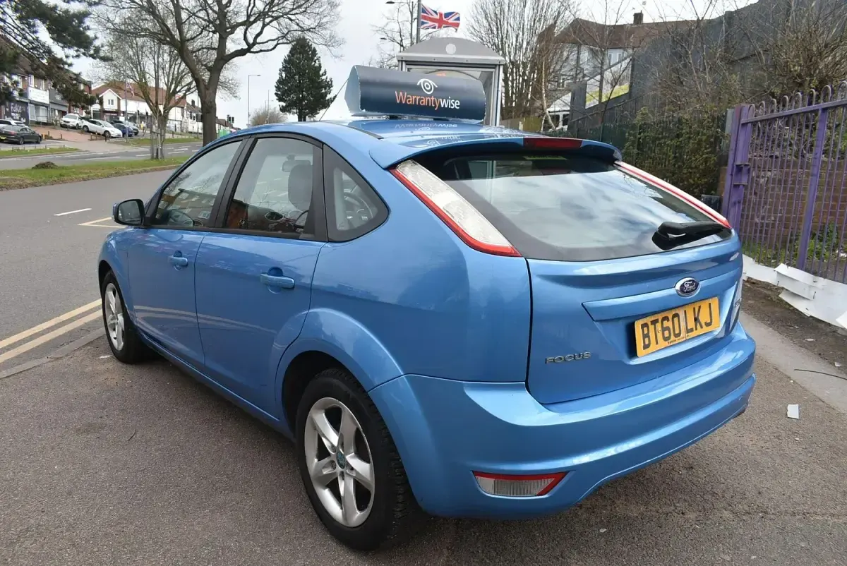 Used Ford Focus Zetec 2011 Blue Hatchback