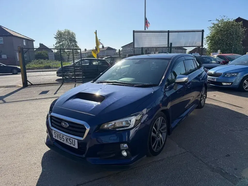 Używany Subaru Levorg Sport 170 KM (125 kW) 2015 Niebieski Kombi