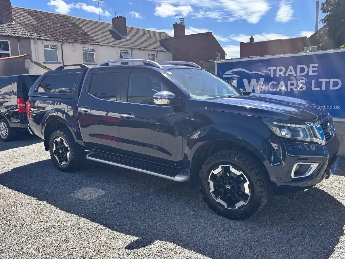Usado Nissan Navara Tekna 190 CV (139 kW) 2021 Azul Pickup/Camioneta