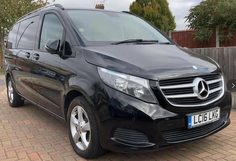 Black Used 2015 Mercedes V220 Active MPV | £30,499 (Super price) - Image 1/1