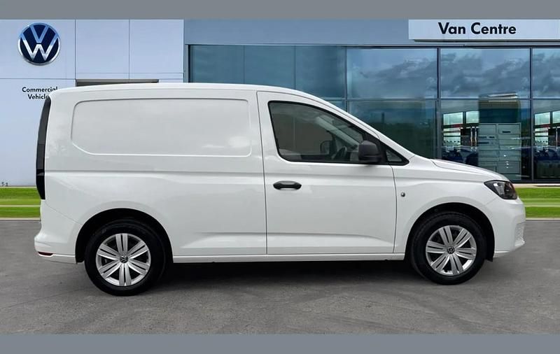 Used VW Caddy 112 HP (82 kW) 2023 White MPV