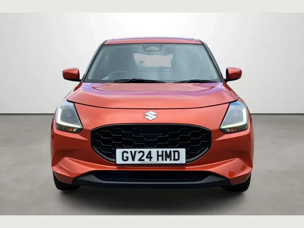 Used Suzuki Swift 81 HP (59 kW) 2024 Orange Hatchback