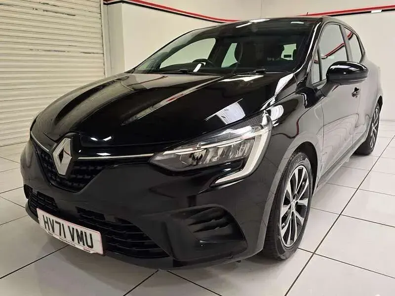 Used Renault Clio Iconic 90 HP (66 kW) 2021 Black Hatchback