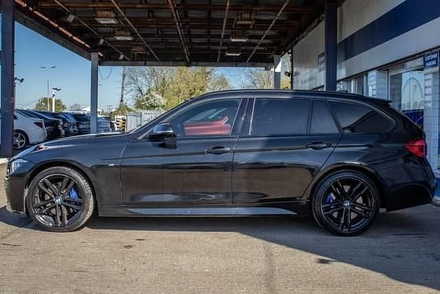 Used BMW 320 M Sport 190 HP (139 kW) 2018 Black Estate