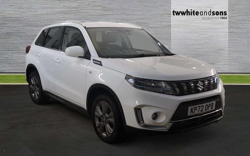Käytetty Suzuki Vitara SZ-T 129 HP (94 kW) 2022 Katumaasturi