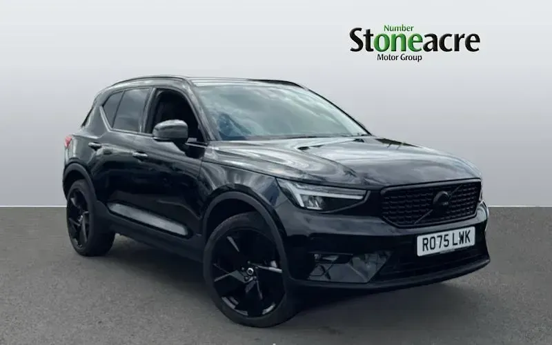 Used Volvo XC40 Plus 197 HP (144 kW) 2025 SUV