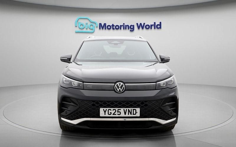 Used VW Tiguan R-line 204 HP (150 kW) 2025 Grey SUV