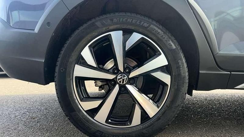 Used VW Taigo Style 150 HP (110 kW) 2022 Grey SUV