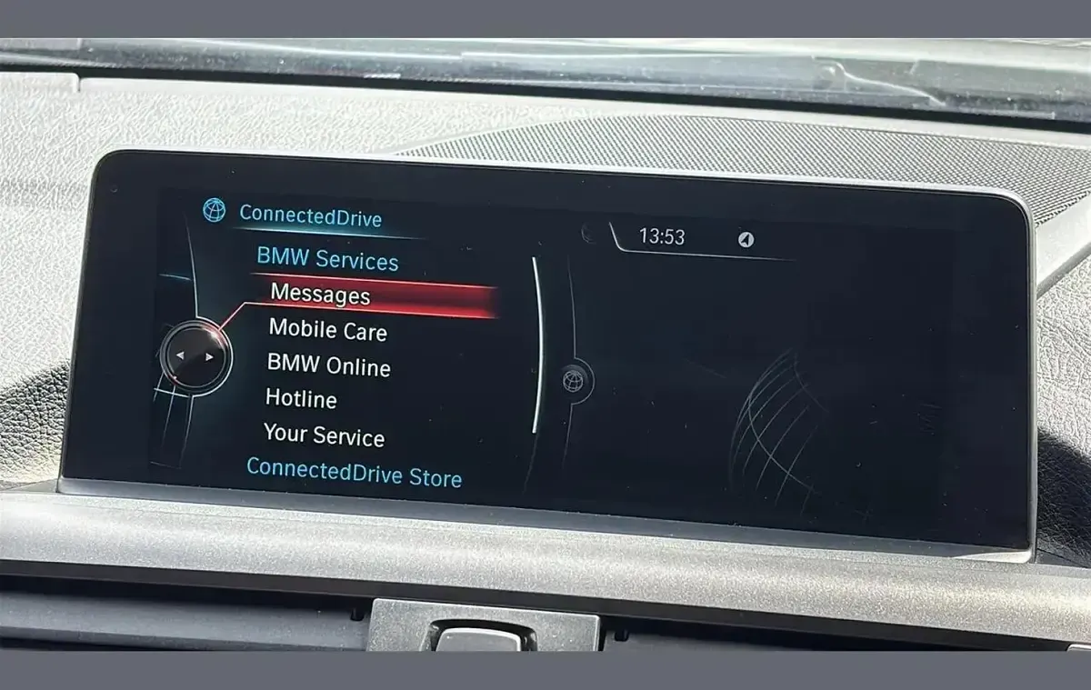 Usado BMW M135 Comfort Edition 322 CV (236 kW) 2016 Negro Utilitario