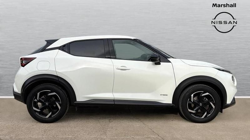 Used Nissan Juke N-Connecta 143 HP (105 kW) 2023 White SUV