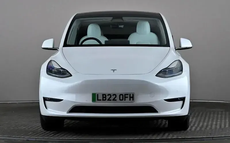 Used Tesla Model Y Long Range AWD 286 kW (389 HP) 2025 SUV