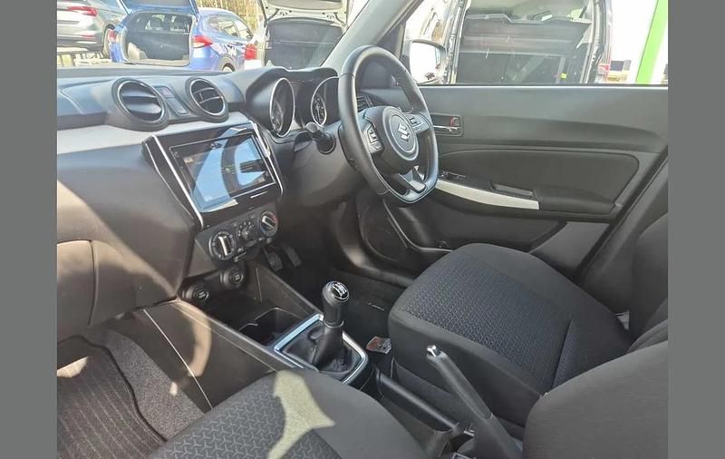 Used Suzuki Swift SZ-L 81 HP (59 kW) 2023 Blue Hatchback