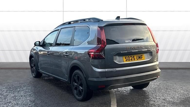 Used Dacia Jogger Extreme 140 HP (102 kW) 2025 MPV