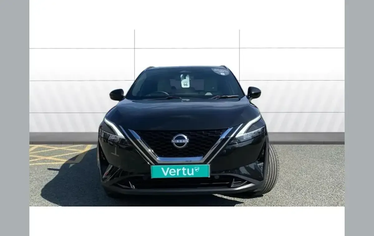 Used Nissan Qashqai Tekna 138 HP (101 kW) 2022 Black SUV