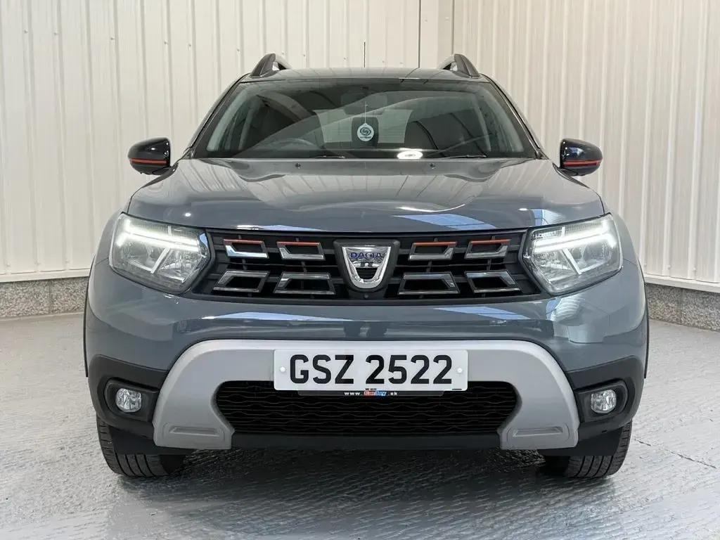 Used Dacia Duster Extreme 100 HP (73 kW) 2022 Grey SUV