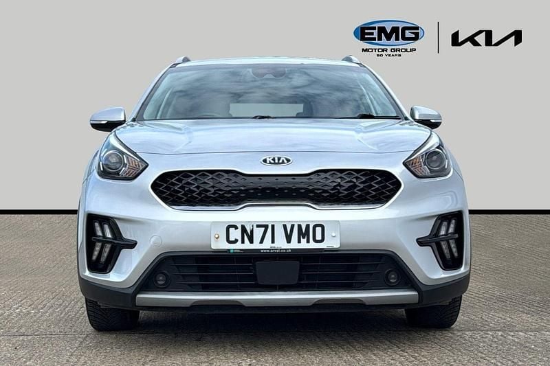 Used Kia Niro 139 HP (102 kW) 2021 Silky silver SUV
