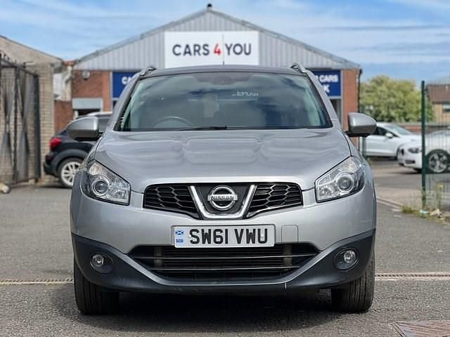 Used Nissan Qashqai N-TEC 148 HP (108 kW) 2011 Silver SUV