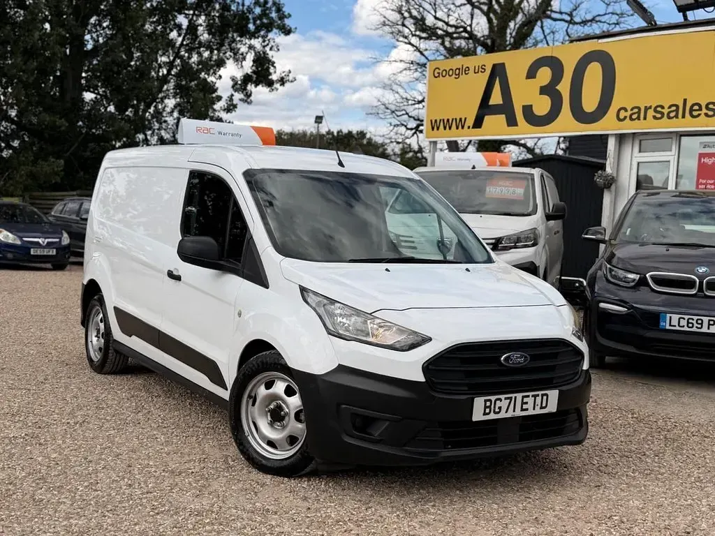 Used Ford Transit 100 HP (73 kW) 2021 White Van