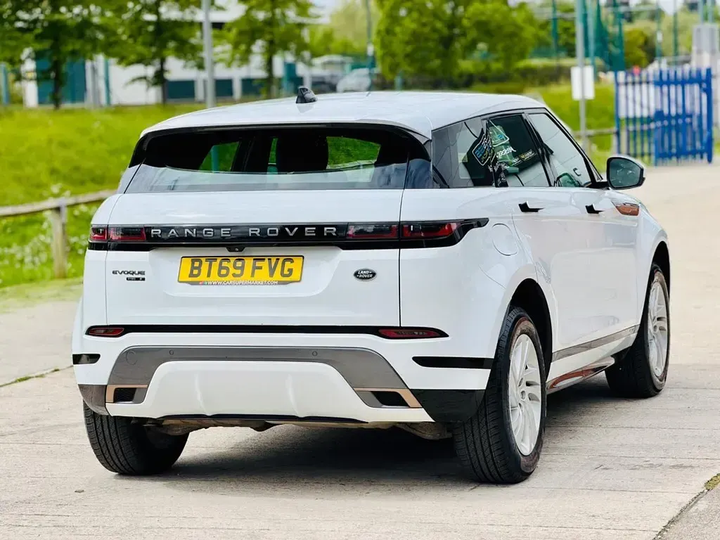 Gebraucht Land Rover Range Rover evoque R-Dynamic 2019 Weiß SUV