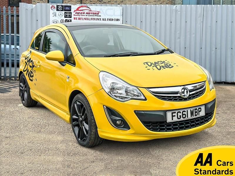 Used Vauxhall Corsa Edition 84 HP (61 kW) 2011 Yellow Hatchback