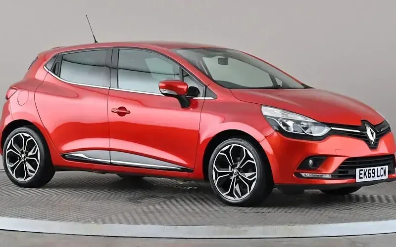 Used Renault Clio Iconic 90 HP (66 kW) 2019 Hatchback