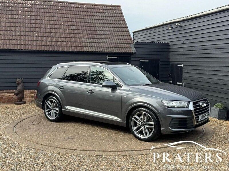 Grey Used 2019 Audi Q7 S-Line SUV | £27,500 (Good price) - Image 1/4