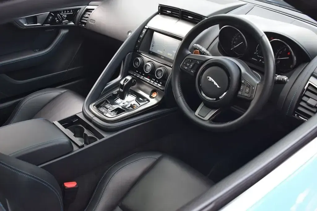 Used Jaguar F-Type S 380 HP (279 kW) 2017 Blue Coupe