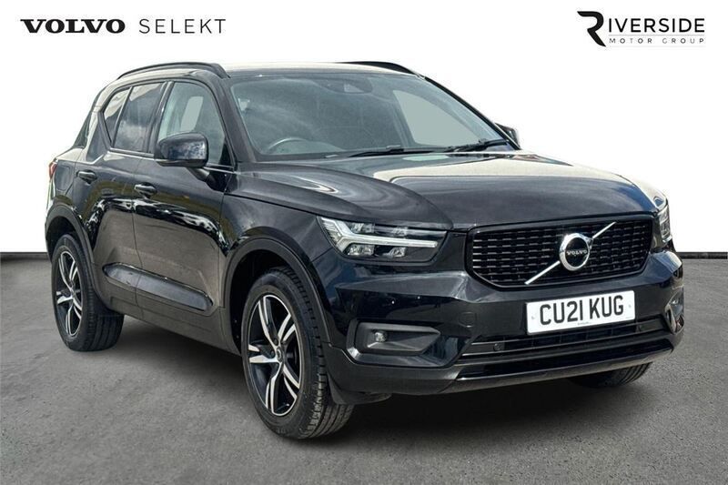 Onyx black Used 2021 Volvo XC40 R-Design SUV | £23,891 (Fair price) - Image 1/4