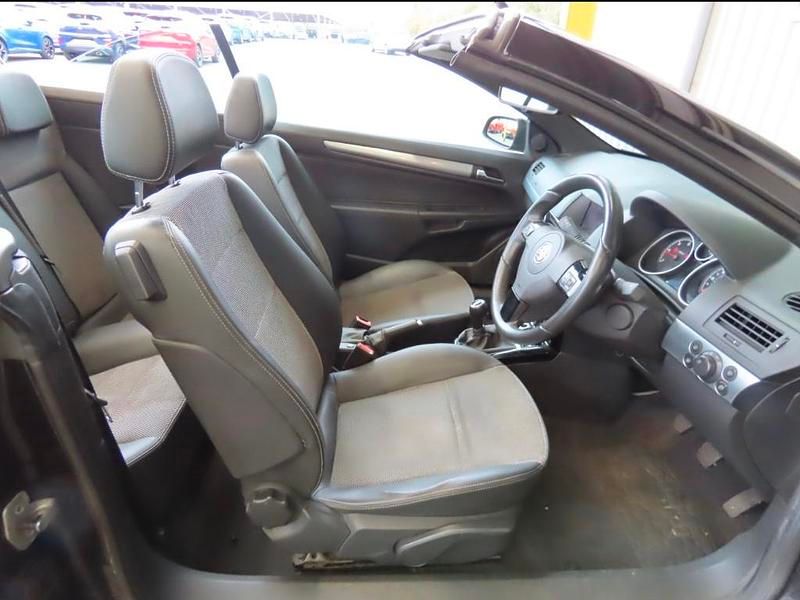 Used Vauxhall Astra Cabriolet Design Edition 2007 Black Cabriolet
