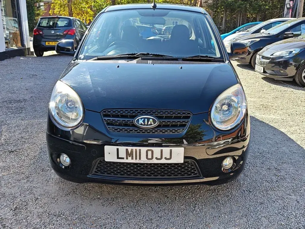 Used Kia Picanto 64 HP (47 kW) 2011 Black Hatchback