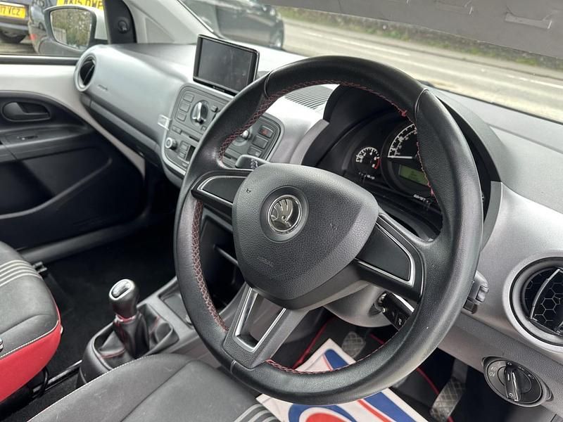 Used Skoda Citigo Sport 75 HP (55 kW) 2013 White Hatchback