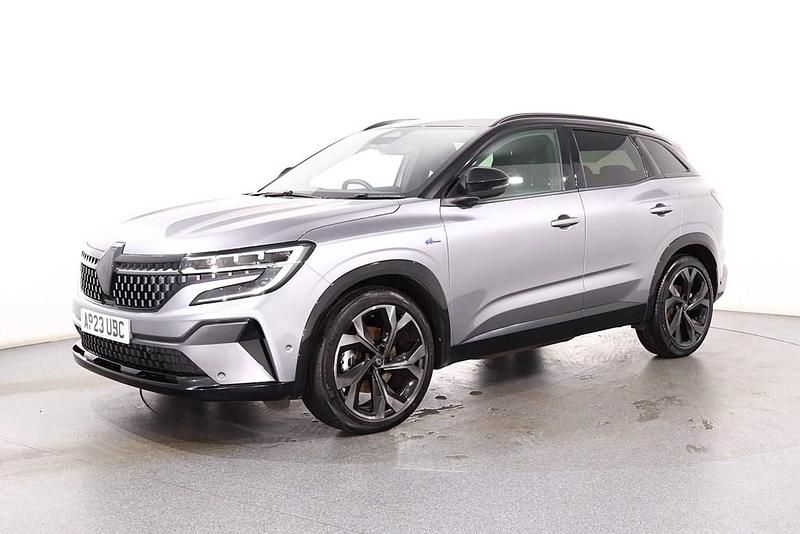 Used Renault Austral Techno Esprit Alpine 200 HP (147 kW) 2023 Grey SUV