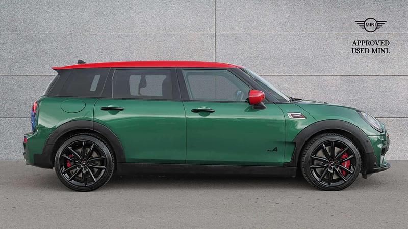 Used Mini John Cooper Works Clubman 302 HP (222 kW) 2023 Green Estate